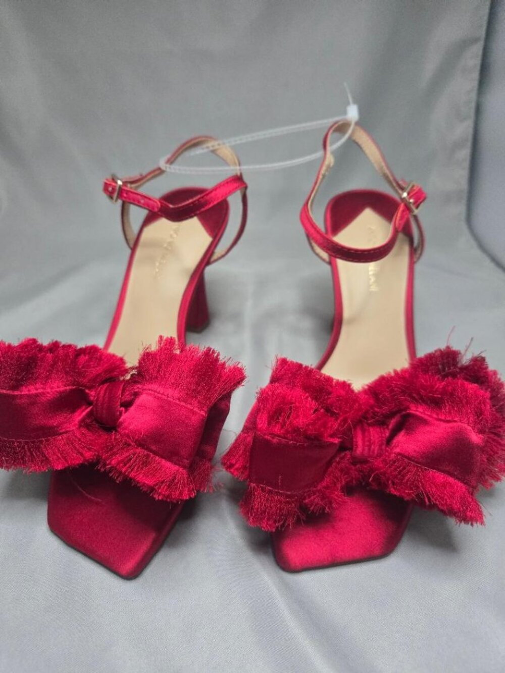Antonio Melani Zora Satin Frayed Bow Dress Sandals. NWOB. Size 7.